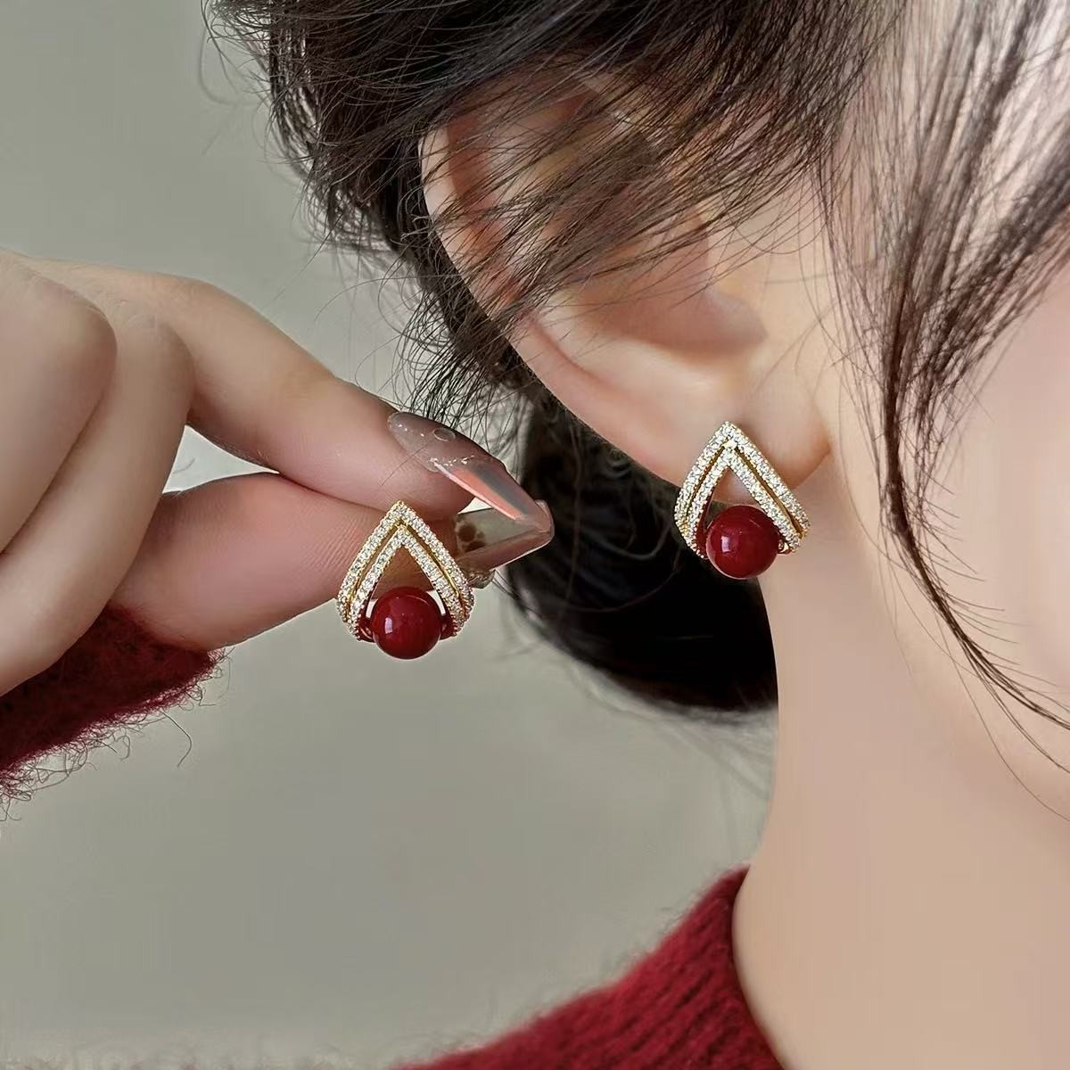 Pearl Stud Earrings - 925 เงินแท้ ต่างหูมุกสีแดงไวน์ แฟชั่นเกาหลี สำหรับผู้หญิง เครื่องประดับ