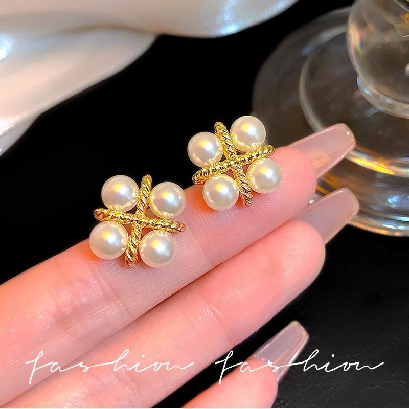 Pearl Stud Earrings - ต่างหูเงินแท้ 925 ดีไซน์เกาหลี ประดับไข่มุก รูปกากบาท สำหรับผู้หญิง