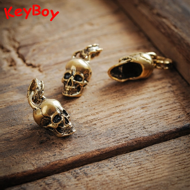 พวงกุญแจหัวกะโหลกสไตล์วินเทจ พ - Gothic Skull Ring บทวิจารณ์และราคา