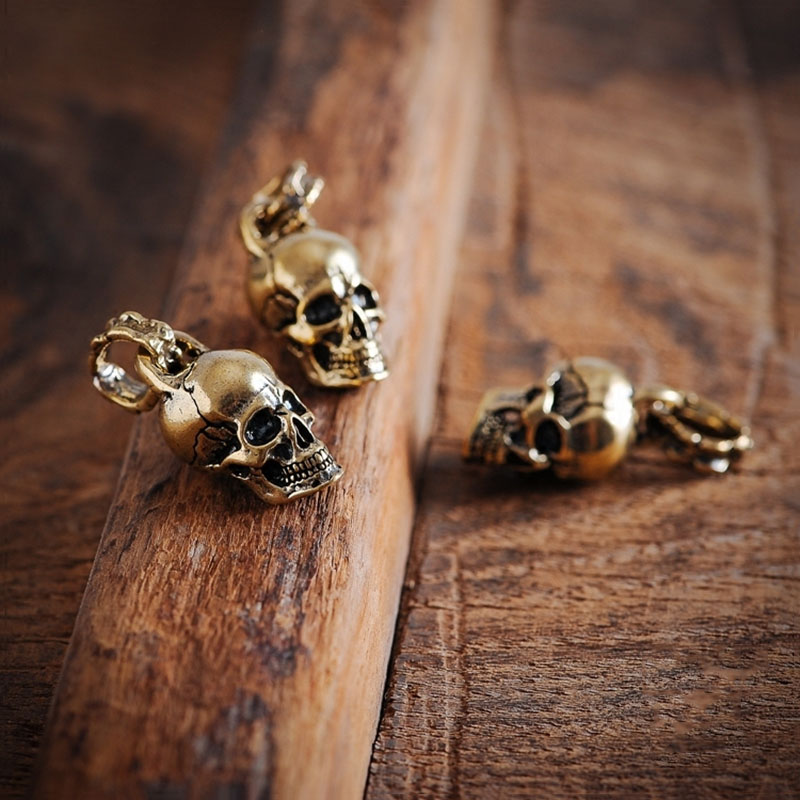 พวงกุญแจหัวกะโหลกสไตล์วินเทจ พ - Gothic Skull Ring บทวิจารณ์และราคา