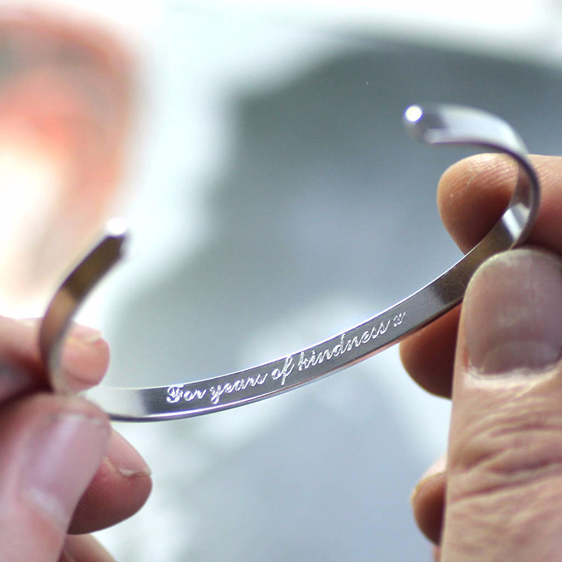 Vnox กำไลข้อมือสเตนเลสมันวาวสำ - Cuff Bangle Bracelet บทวิจารณ์และราคา