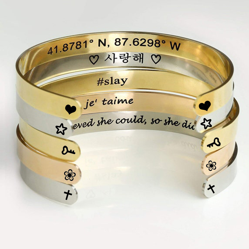 กำไลข้อมือสลักชื่อแบบกำหนดเอง  - Cuff Bangle Bracelet บทวิจารณ์และราคา